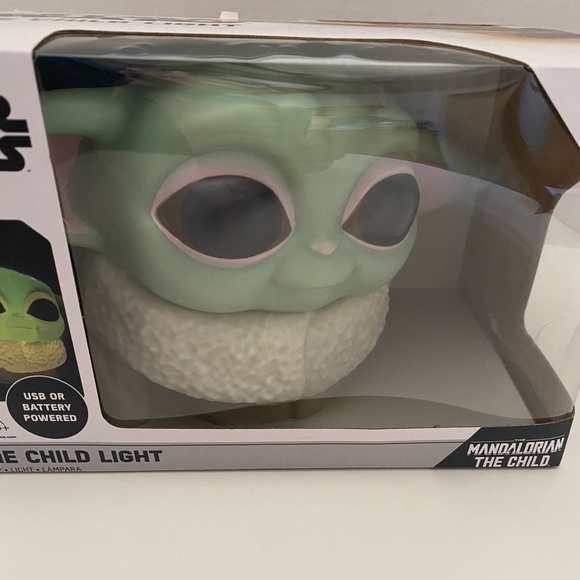 New Baby Yoda Desktop Light Lamp
The Child Mandalorian Grogu - Picture 6 of 13
